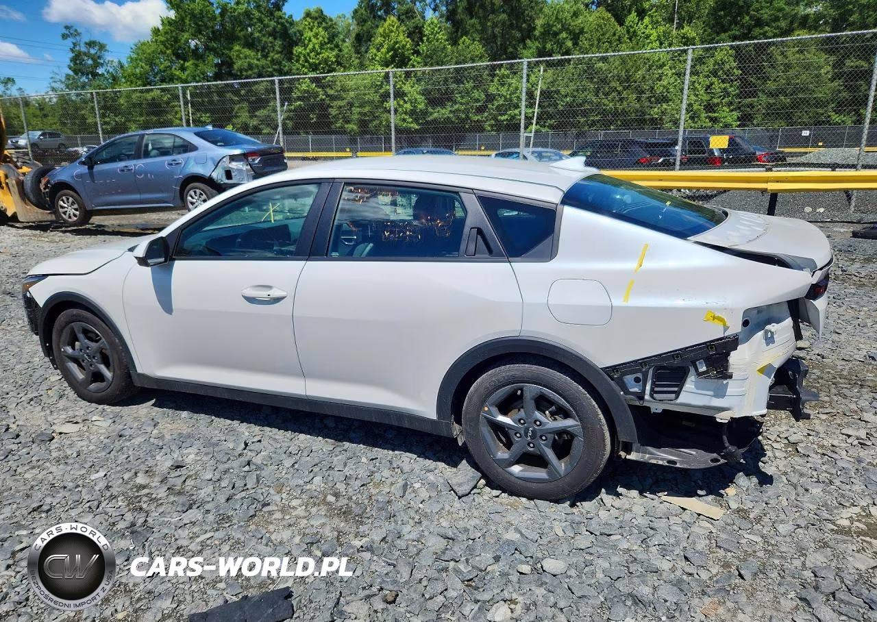 2025 Kia K4 Lxs VIN:3KPFT4DE9SE007277 - 2