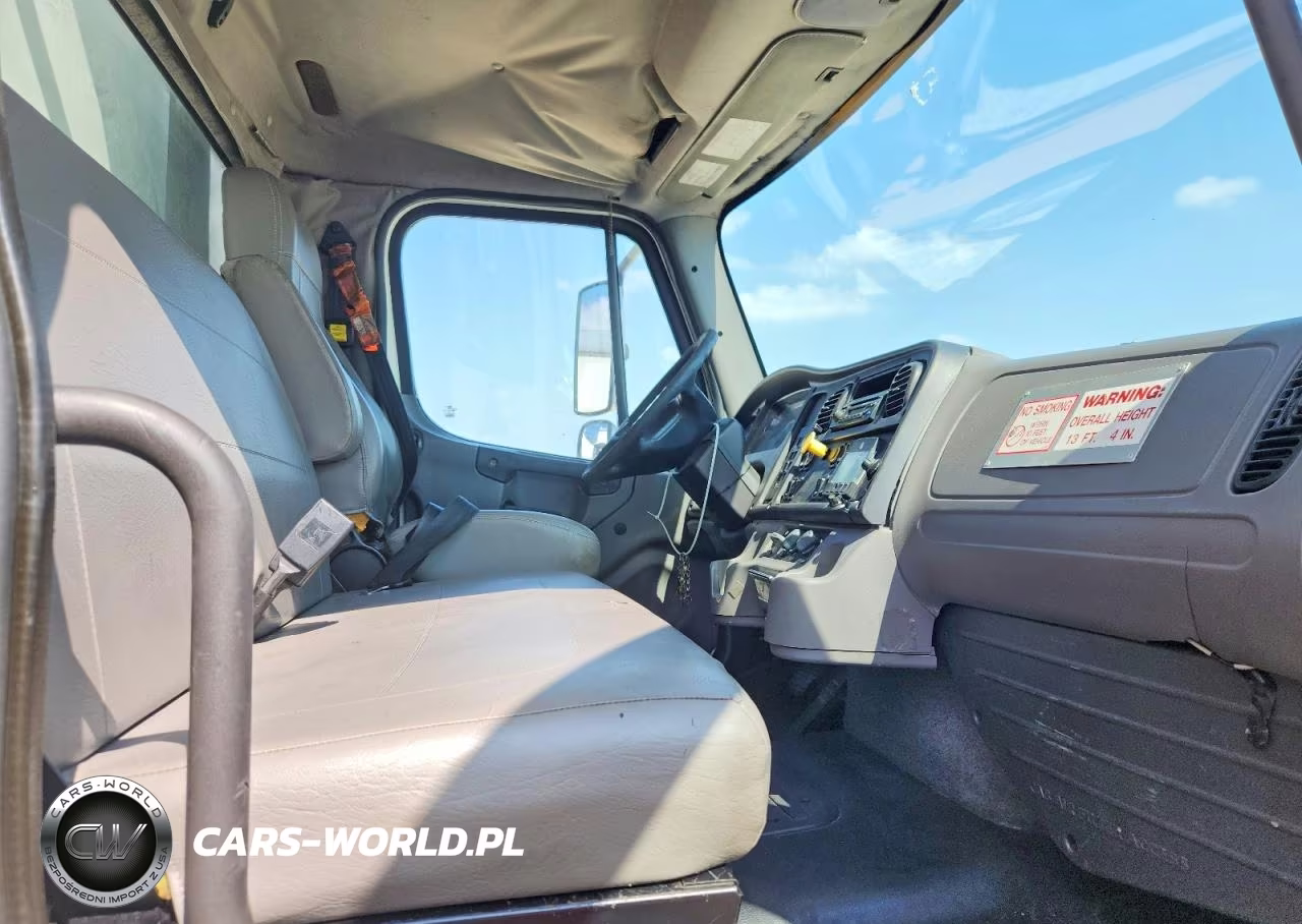 2012 Freightliner M2 106 Medium Duty VIN:1FVACXDT5CDBE8931 - 5