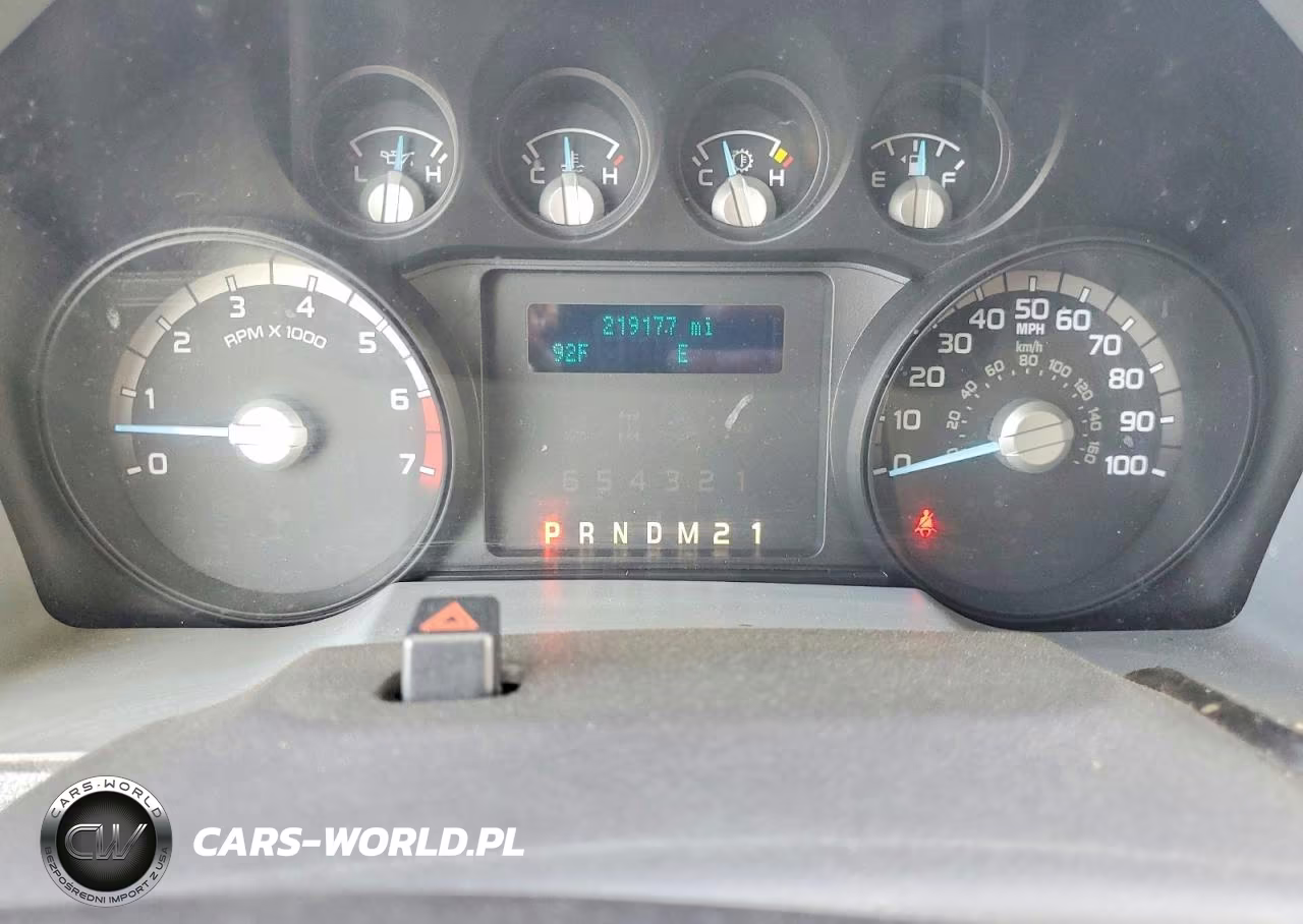 2014 Ford F350 Super Duty VIN:1FDRF3G65EEB53772 - 9