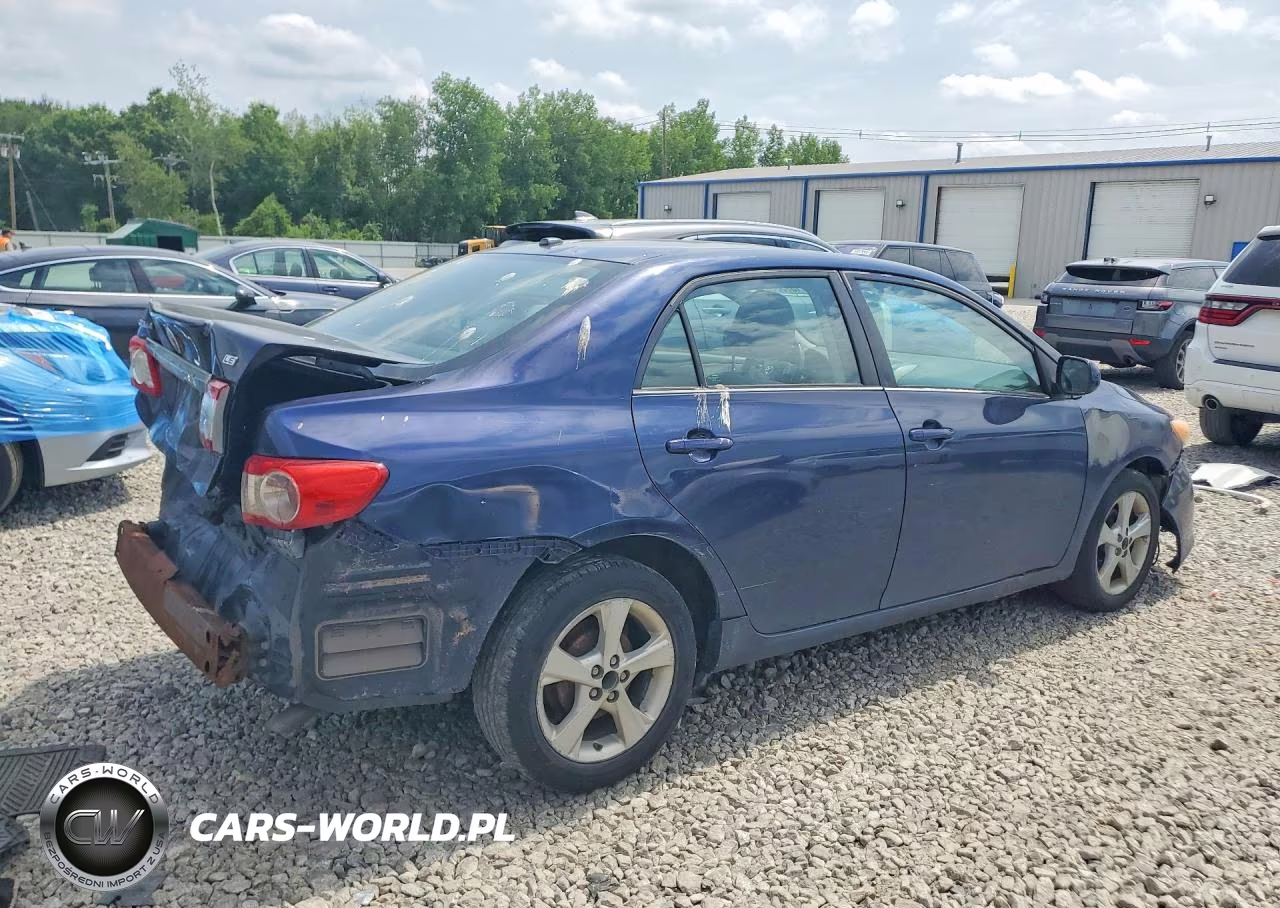 2013 Toyota Corolla Le VIN:2T1BU4EE8DC950899 - 3