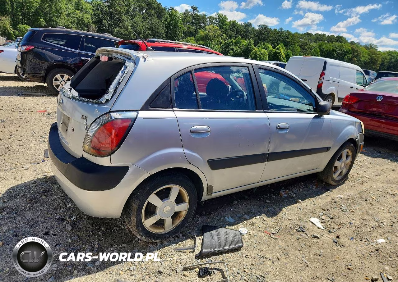 2006 Kia Rio 5 VIN:KNADE163866089250 - 3