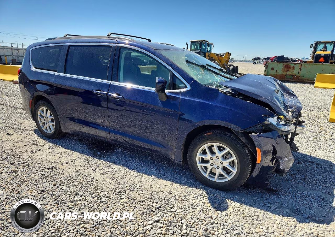 2020 Chrysler Voyager Lxi VIN:2C4RC1DGXLR164572 - 4