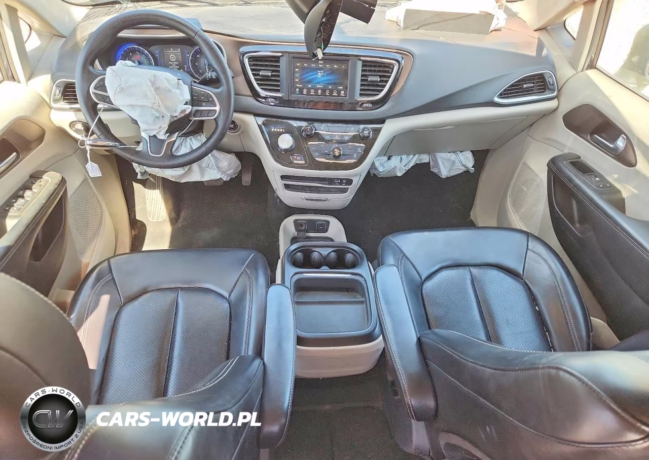 2020 Chrysler Voyager Lxi VIN:2C4RC1DGXLR164572 - 8