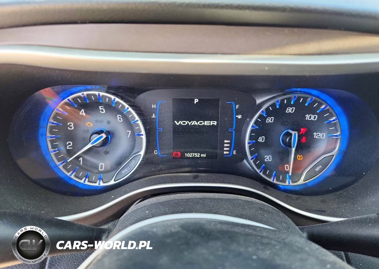 2020 Chrysler Voyager Lxi VIN:2C4RC1DGXLR164572 - 9