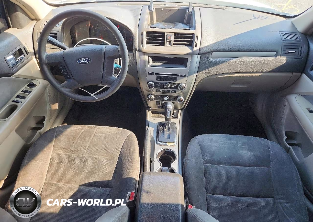 2012 Ford Fusion S VIN:3FAHP0GA1CR321990 - 8