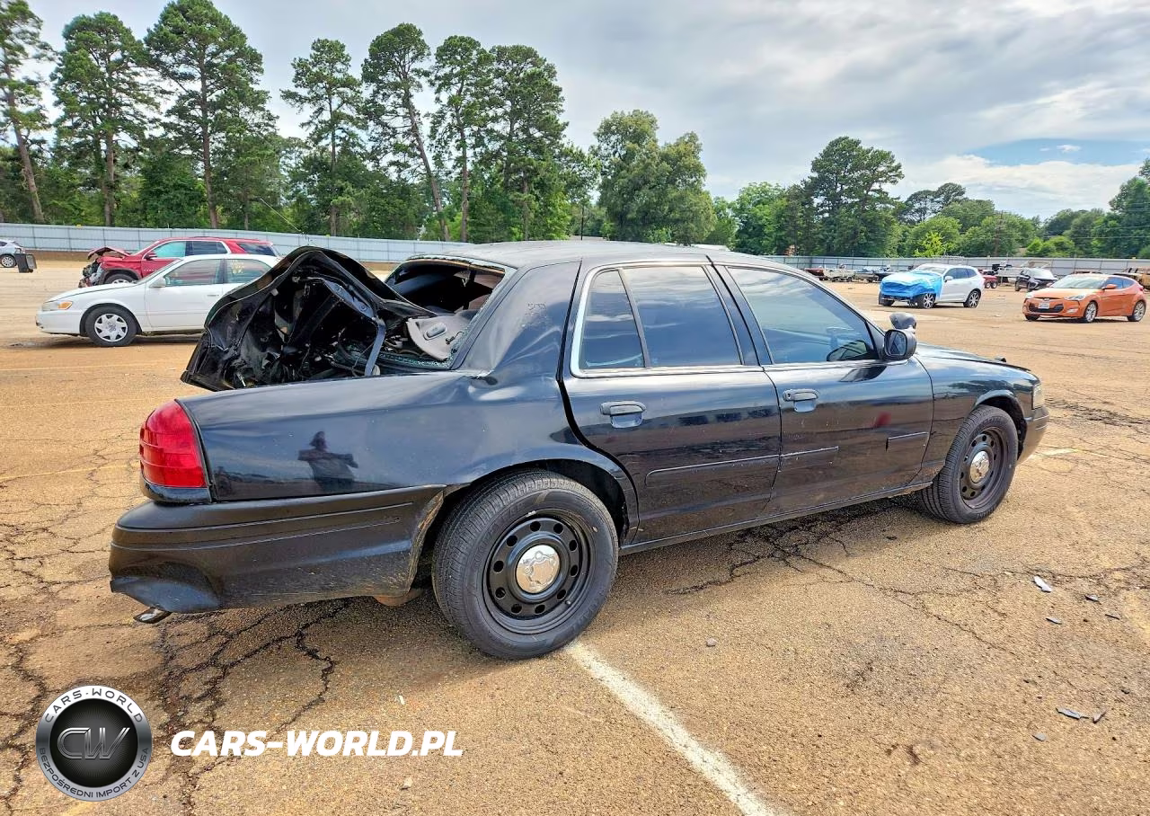 2003 Ford Crown Victoria Police Interceptor VIN:2FAFP71W13X120595 - 3