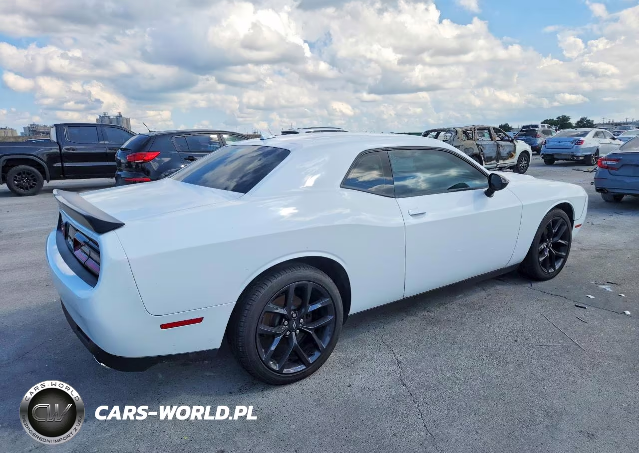 2021 Dodge Challenger Sxt VIN:2C3CDZAG4MH533315 - 3