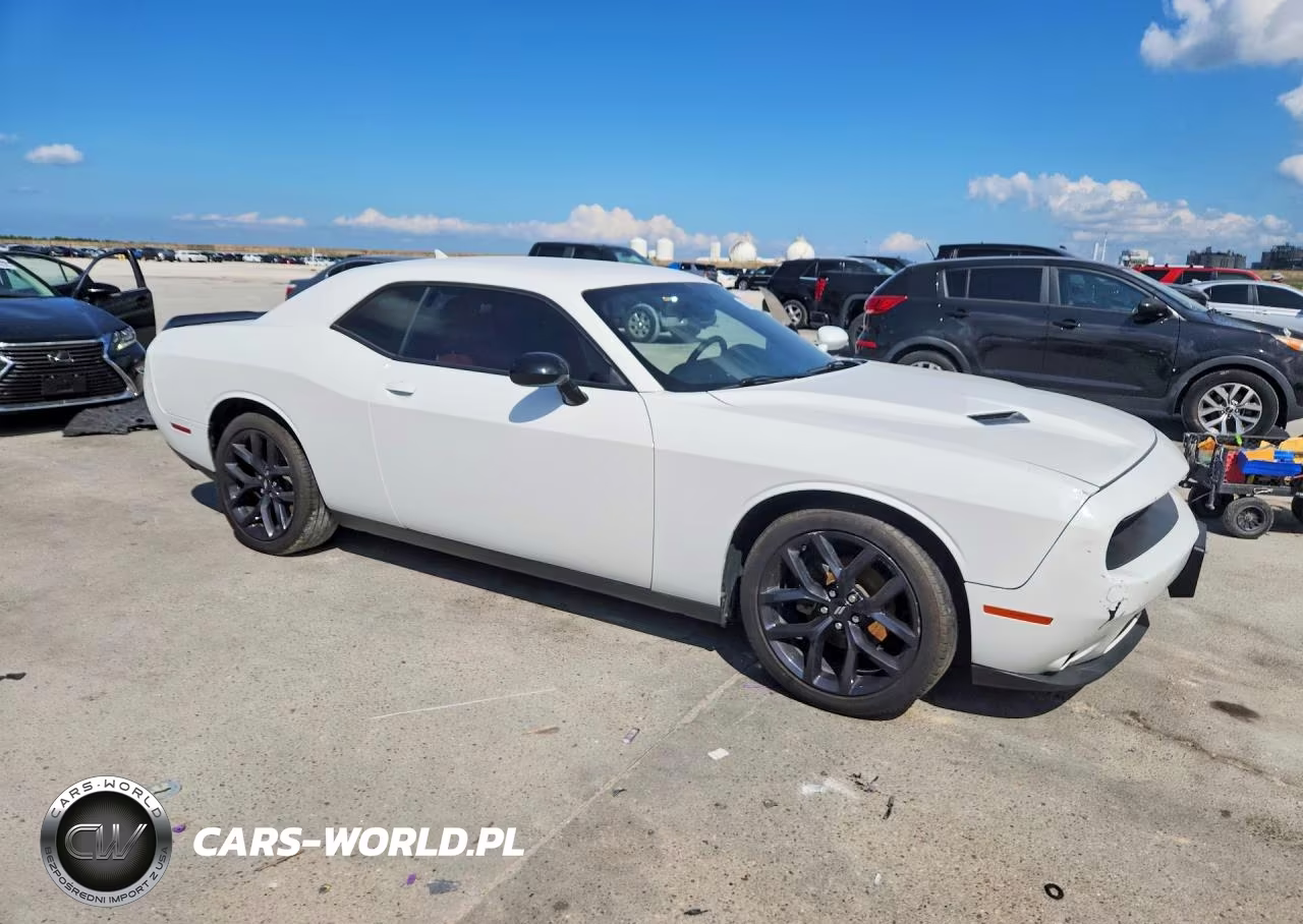 2021 Dodge Challenger Sxt VIN:2C3CDZAG4MH533315 - 4