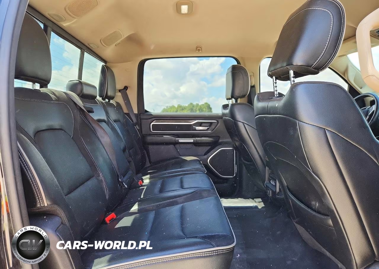 2020 Ram 1500 Laramie VIN:1C6SRFJT9LN236722 - 10