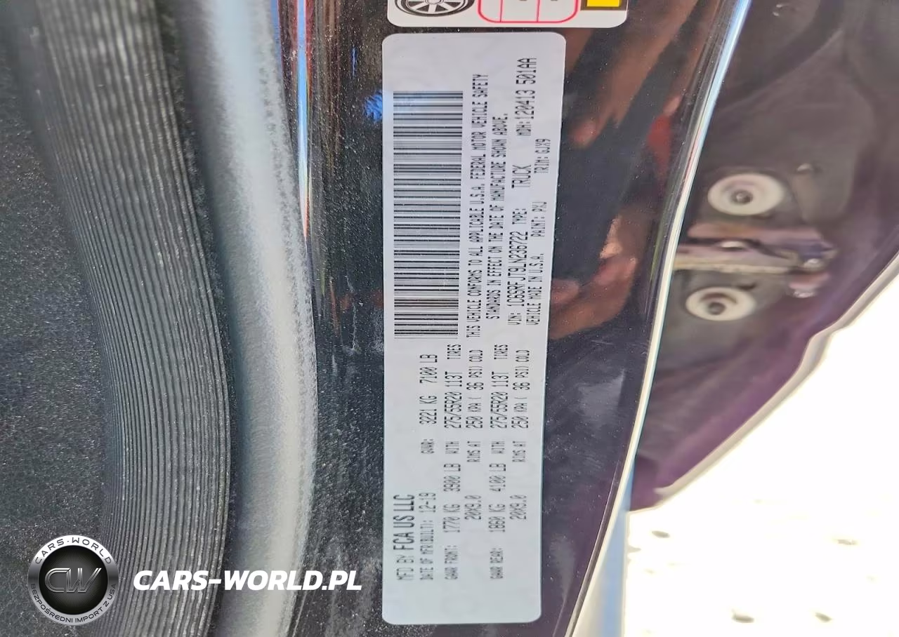 2020 Ram 1500 Laramie VIN:1C6SRFJT9LN236722 - 12