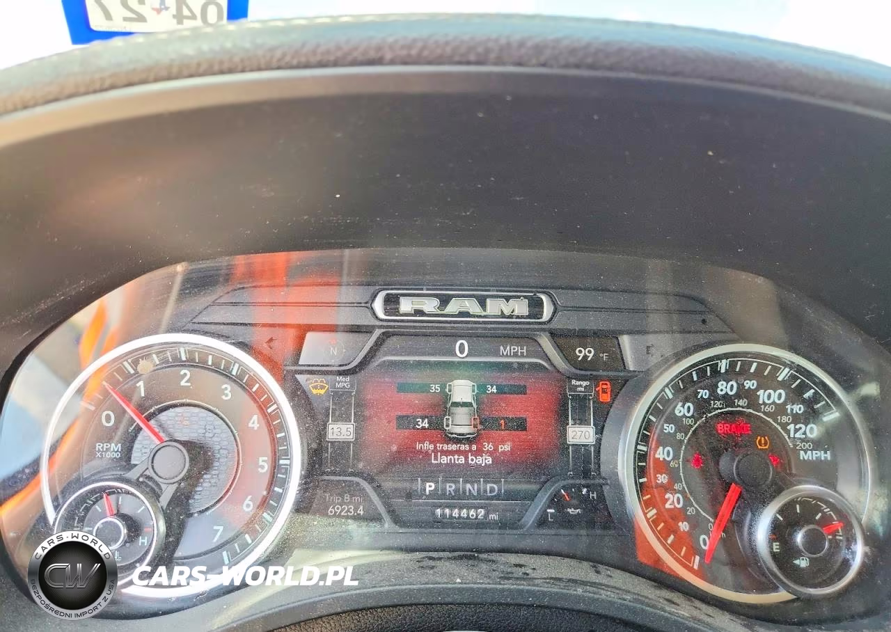 2020 Ram 1500 Laramie VIN:1C6SRFJT9LN236722 - 9