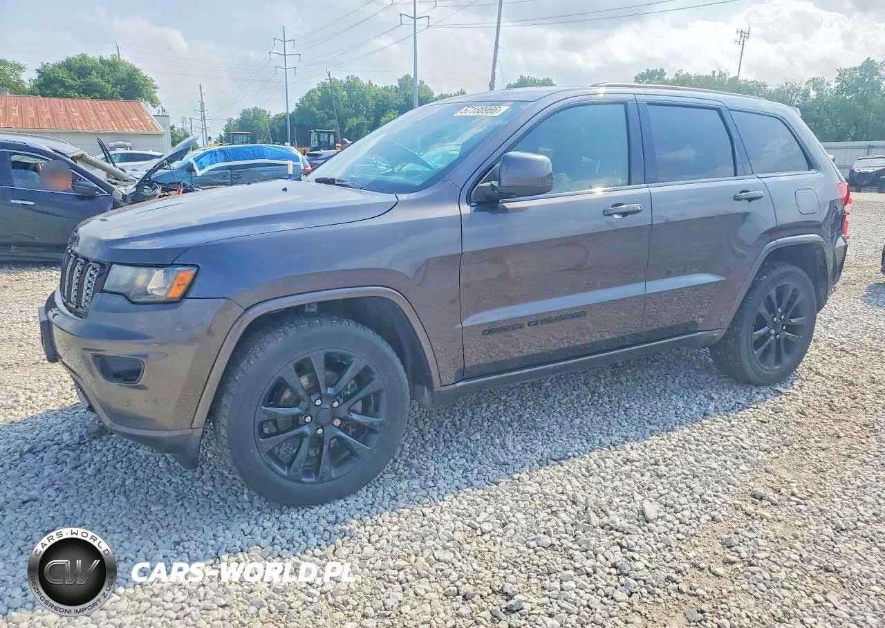 2018 Jeep Grand Cherokee Laredo – zdjęcie 1 z 13
