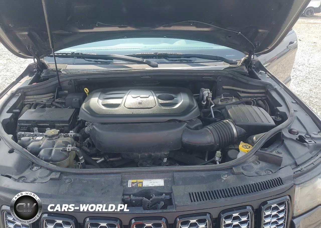 2018 Jeep Grand Cherokee Laredo VIN:1C4RJFAG7JC214924 - 12