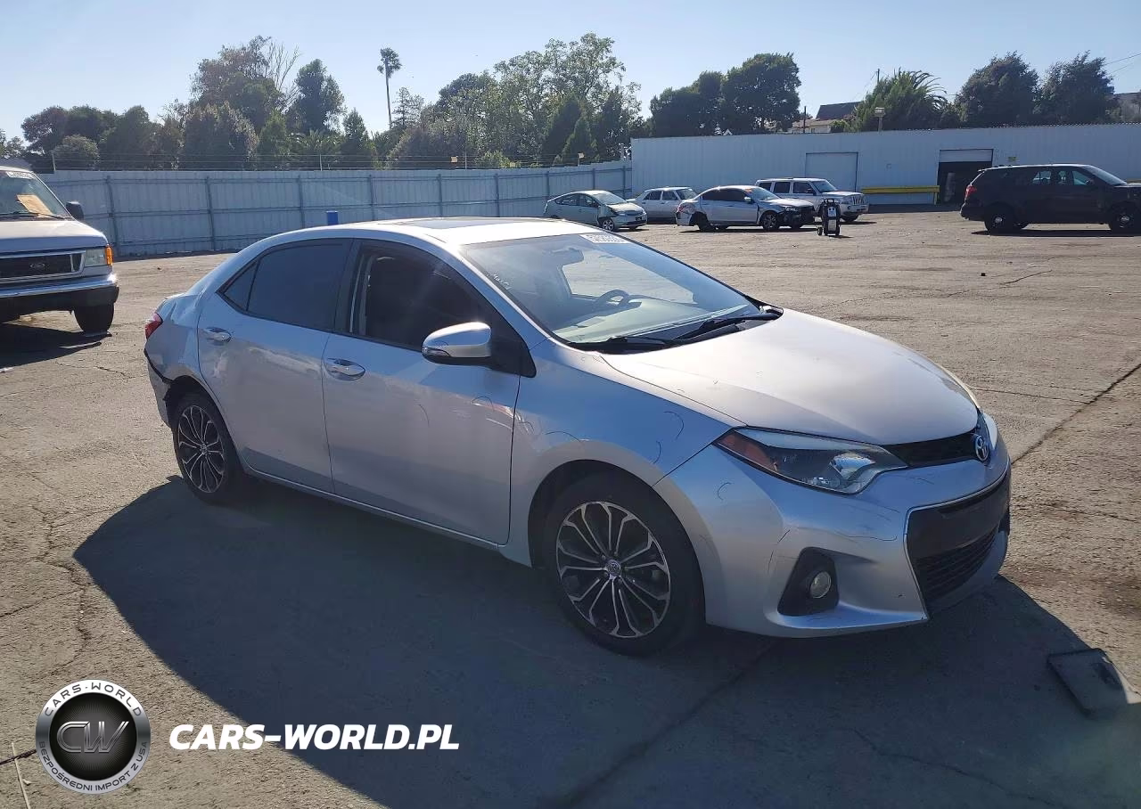 2014 Toyota Corolla S Plus VIN:5YFBURHE8EP001010 - 4