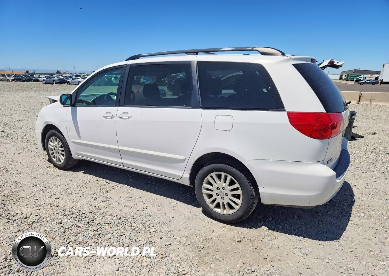 2008 Toyota Sienna Le VIN:5TDBK23C98S012967 - 2