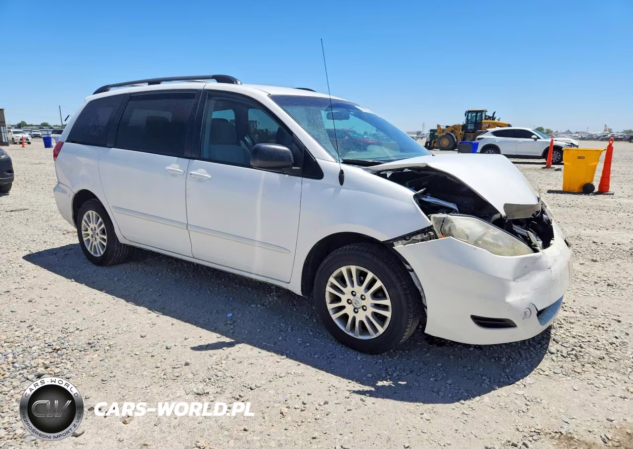 2008 Toyota Sienna Le VIN:5TDBK23C98S012967 - 4