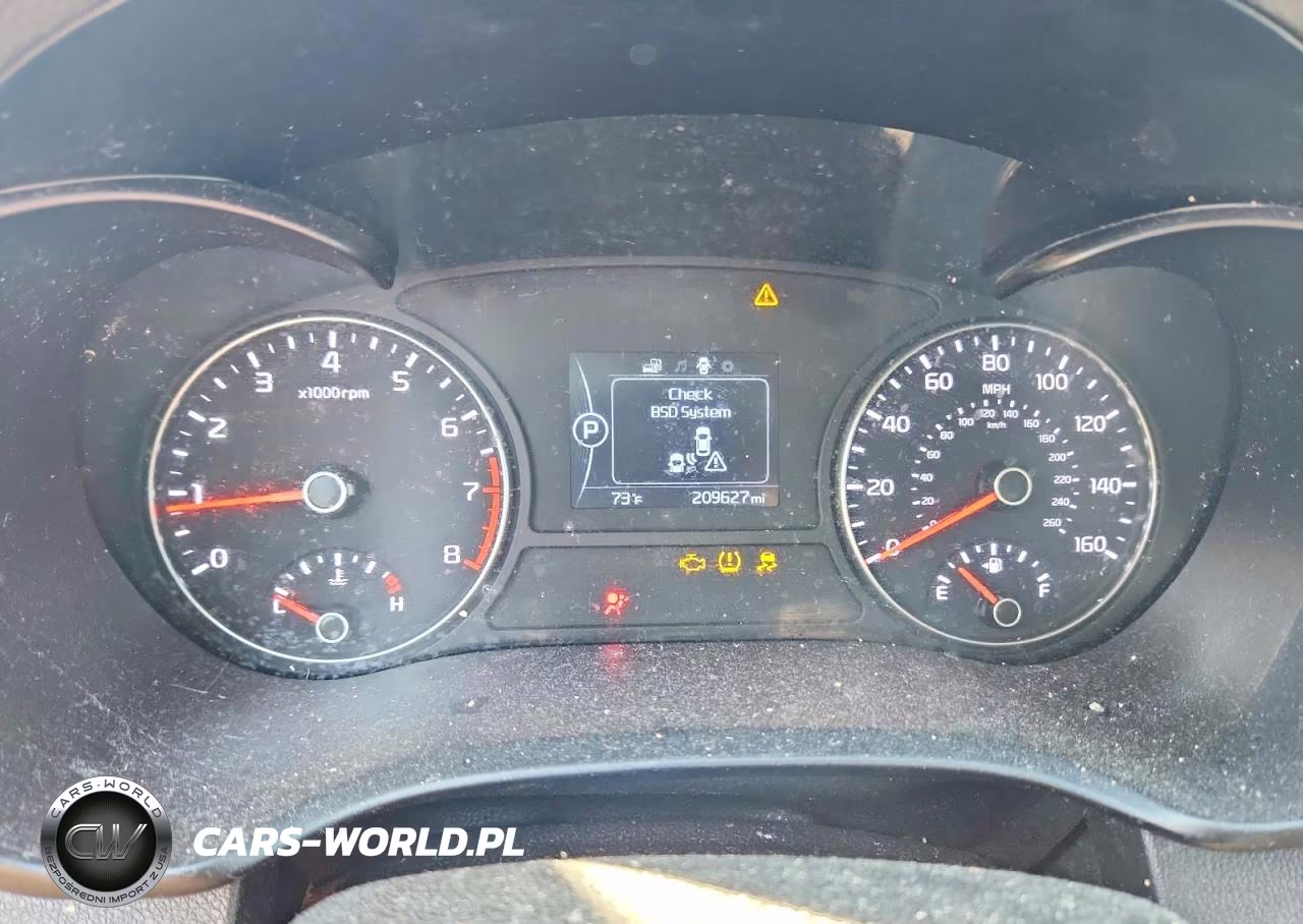 2018 Kia Optima Lx VIN:5XXGT4L30JG249188 - 9