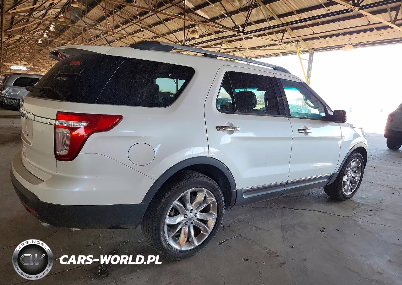 2011 Ford Explorer Xlt VIN:1FMHK7D83BGA31660 - 3