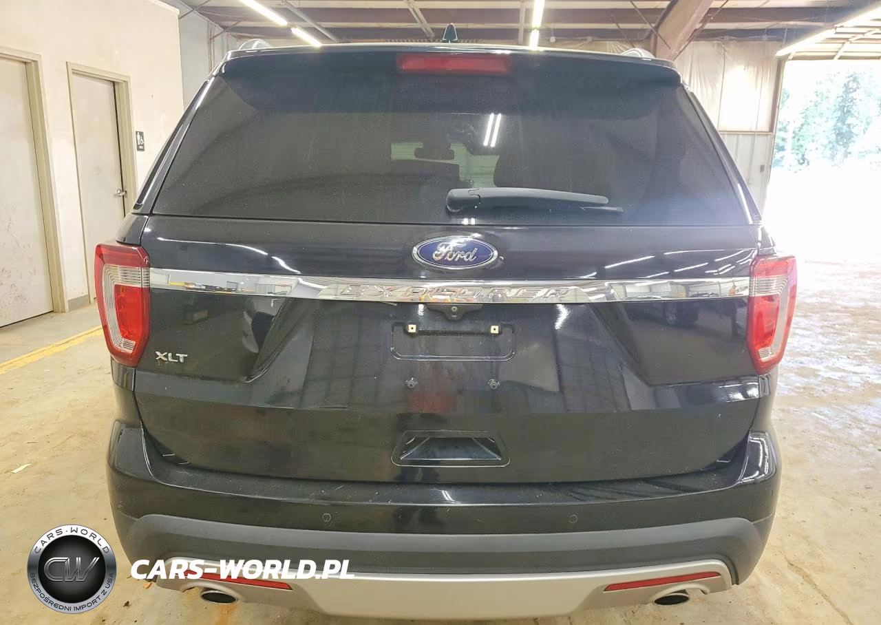 2017 Ford Explorer Xlt VIN:1FM5K7D81HGB49377 - 6