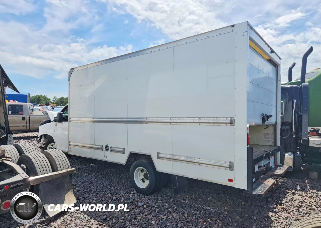 2021 GMC Savana Box Truck VIN:7GZ37TC73MN013288 - 2