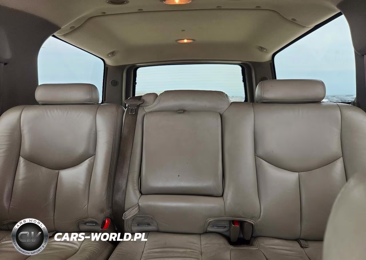 2003 Chevrolet Suburban C1500 VIN:3GNEC16Z73G208053 - 10