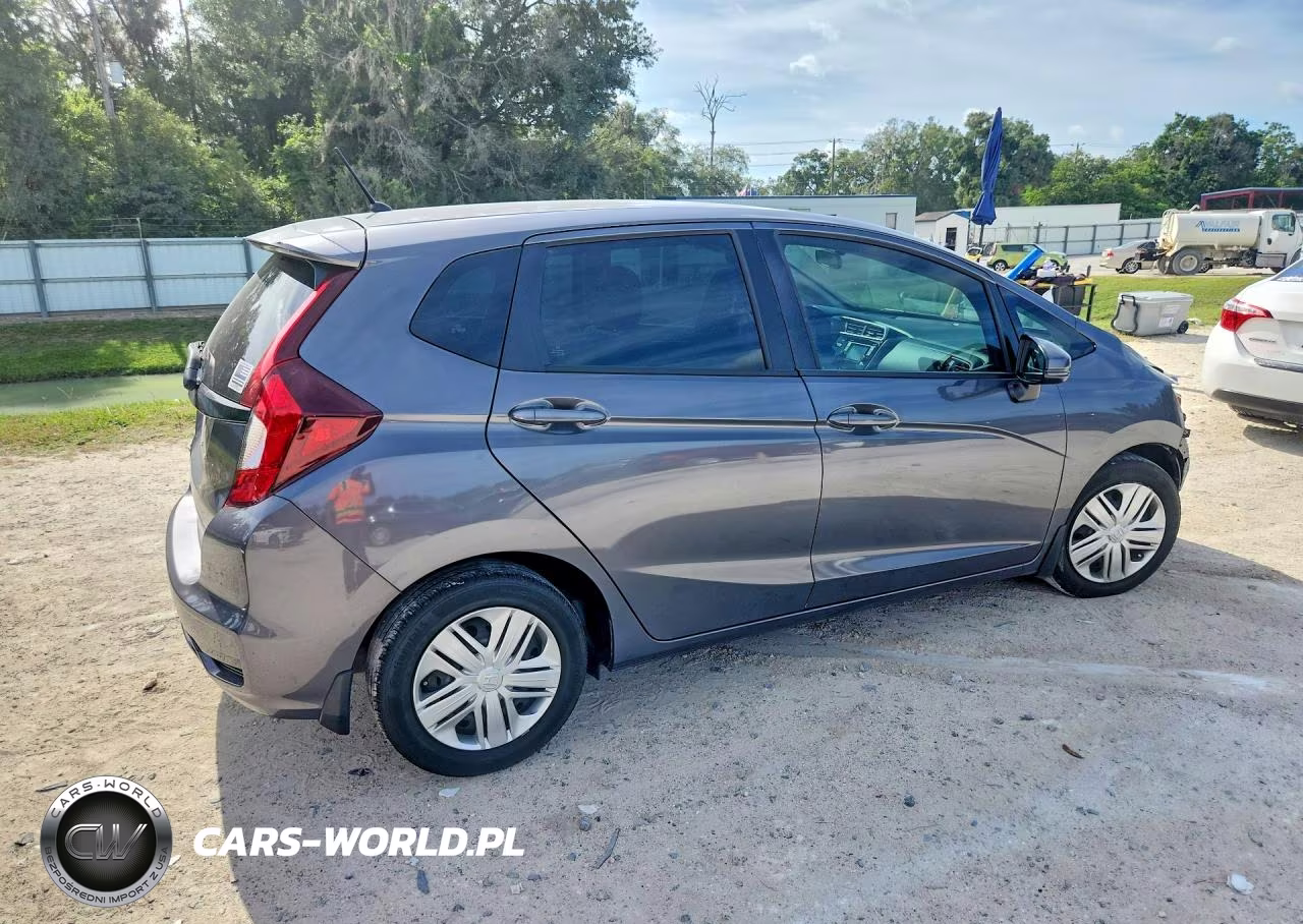 2020 Honda Fit Lx VIN:3HGGK5H46LM701920 - 3