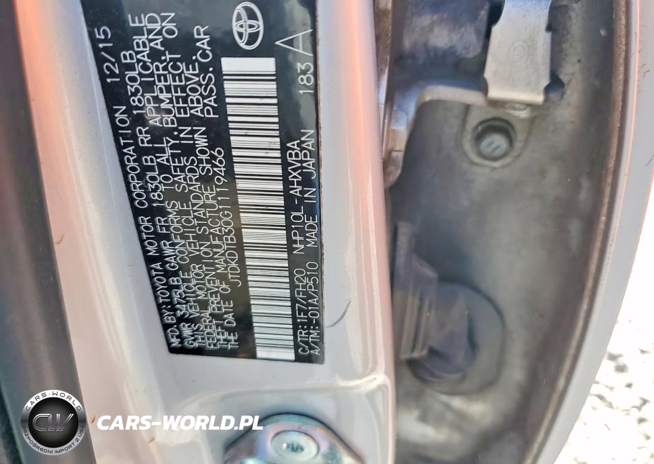 2016 Toyota Prius C One VIN:JTDKDTB30G1119466 - 12