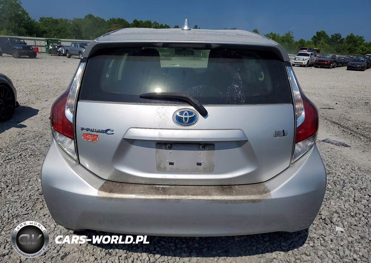 2016 Toyota Prius C One VIN:JTDKDTB30G1119466 - 6