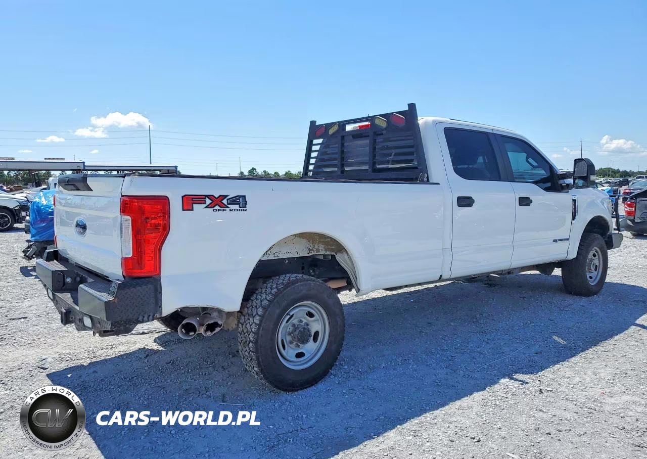 2018 Ford F350 Super Duty VIN:1FT8W3BT5JEC94378 - 3