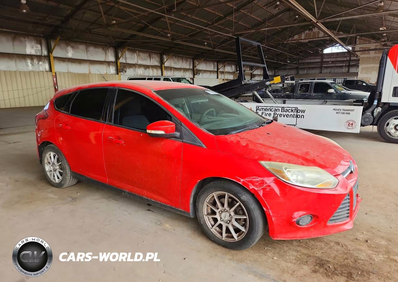 2013 Ford Focus Se VIN:1FADP3K26DL213753 - 4