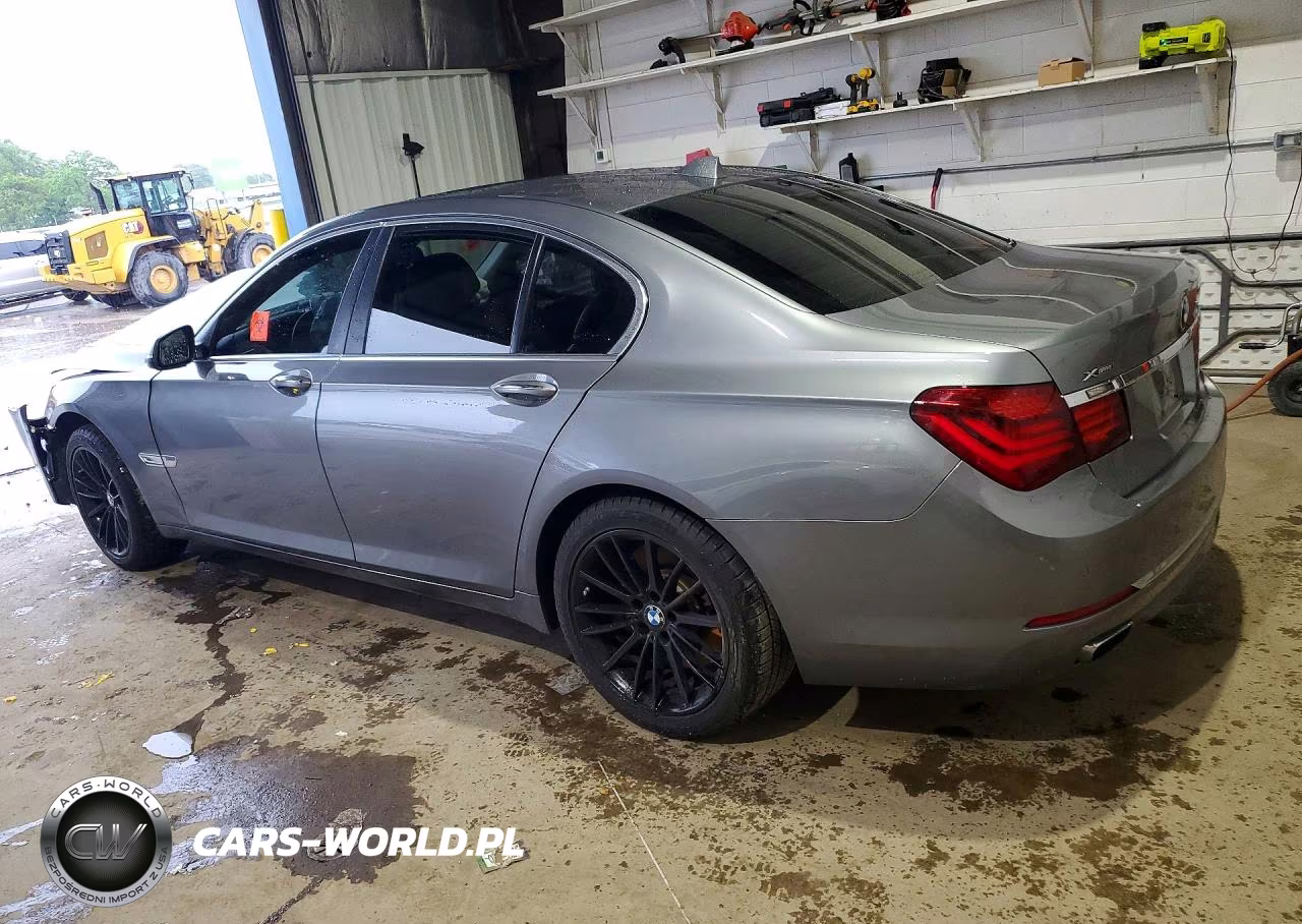 2013 BMW 750 Xi VIN:WBAYB6C58DD223728 - 2