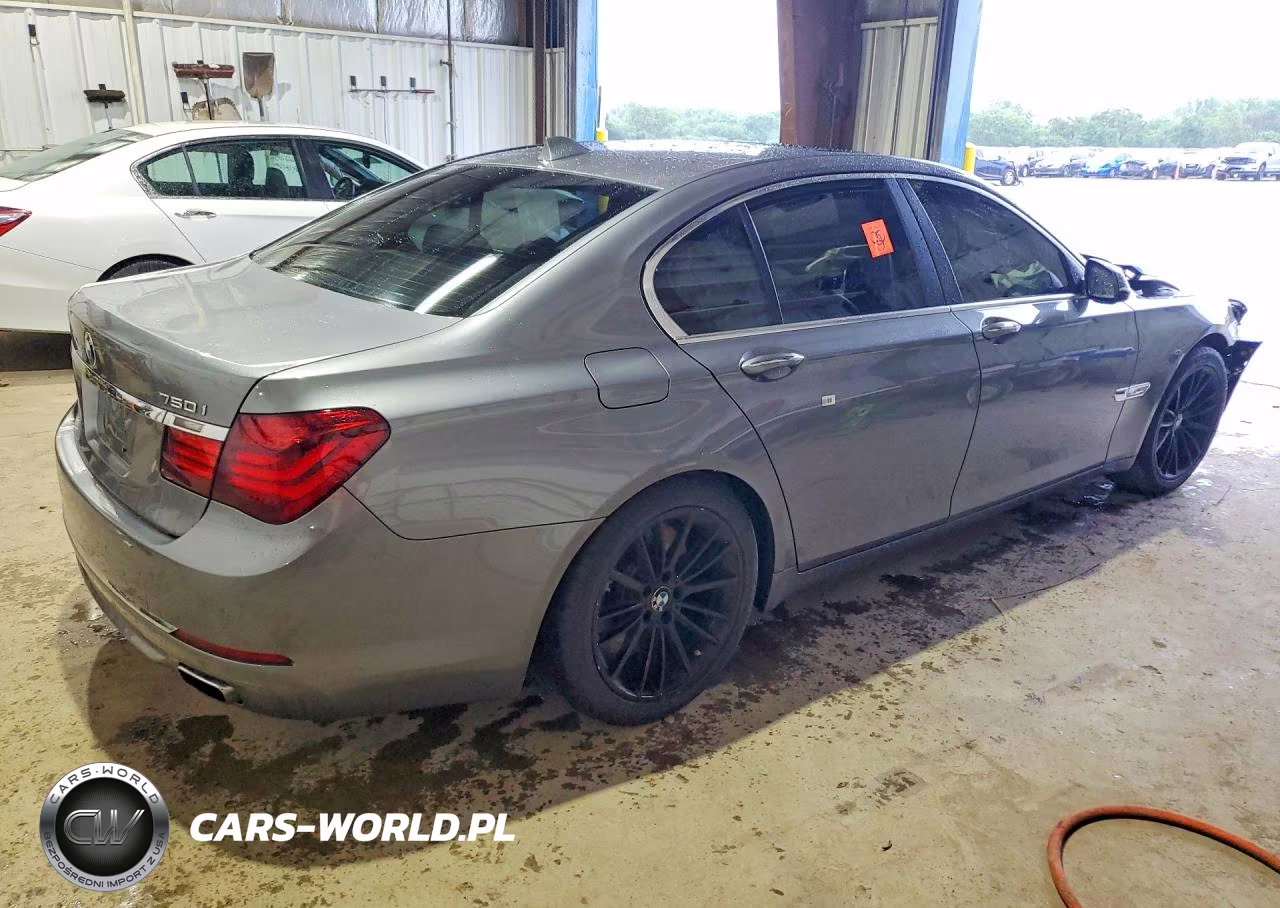 2013 BMW 750 Xi VIN:WBAYB6C58DD223728 - 3