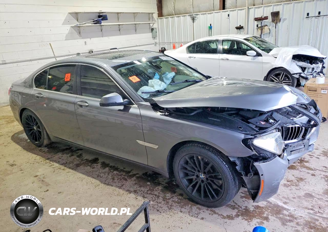 2013 BMW 750 Xi VIN:WBAYB6C58DD223728 - 4
