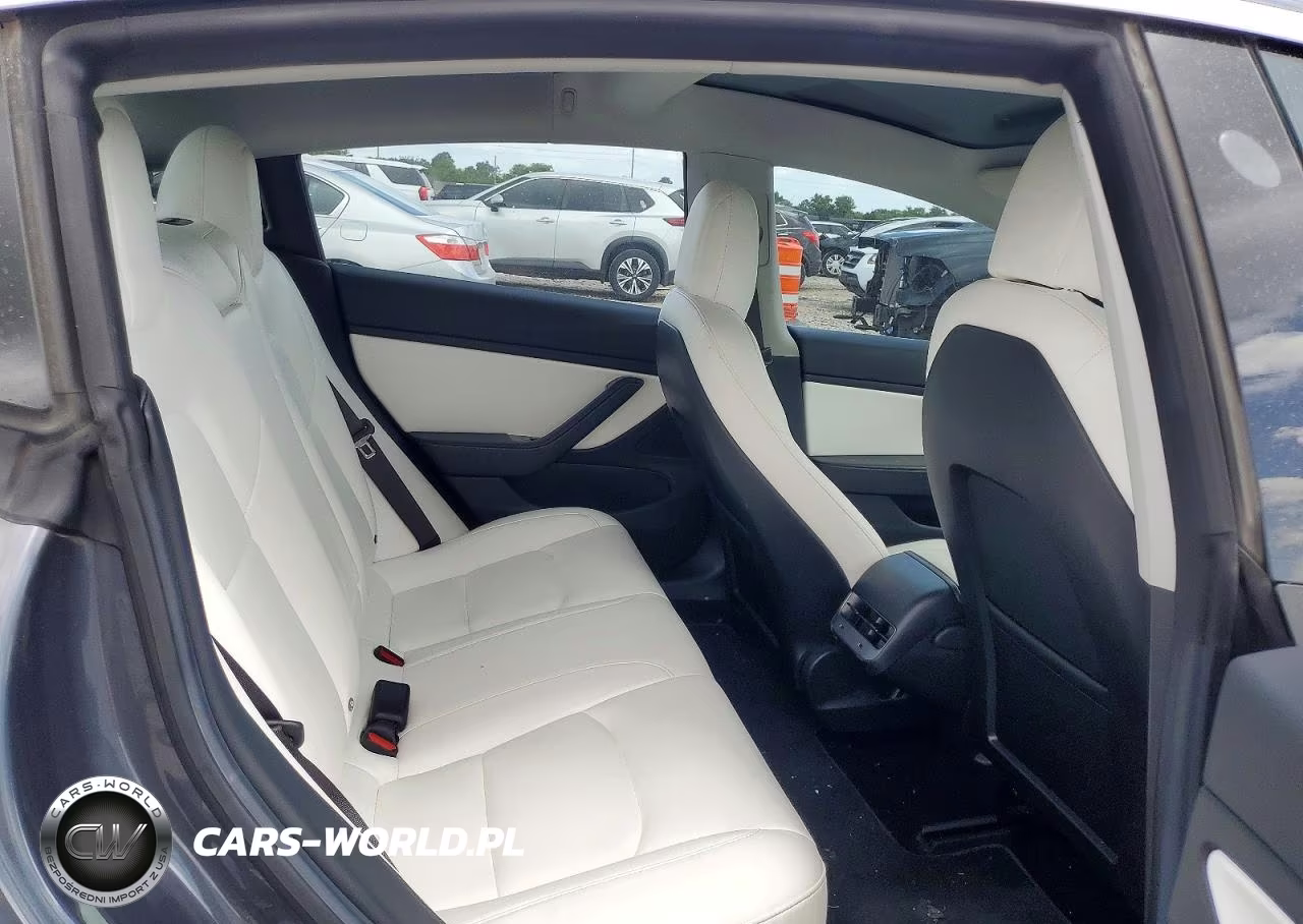 2018 Tesla Model 3 VIN:5YJ3E1EB7JF055143 - 10