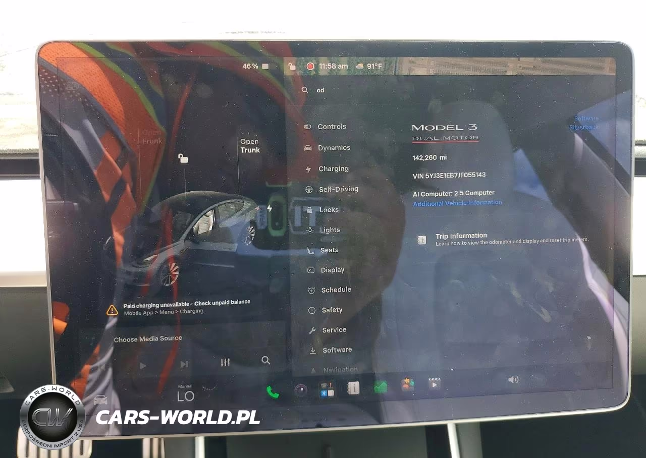 2018 Tesla Model 3 VIN:5YJ3E1EB7JF055143 - 9