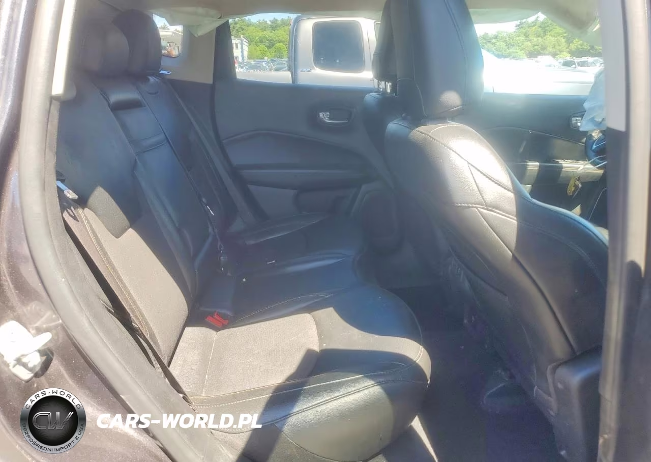2020 Jeep Compass Latitude VIN:3C4NJDBB5LT101258 - 10
