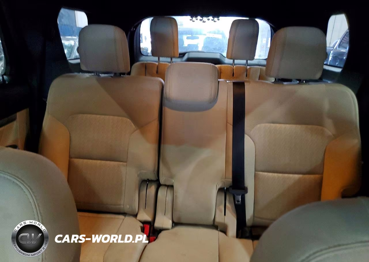 2016 Ford Explorer VIN:1FM5K8B80GGC36954 - 10