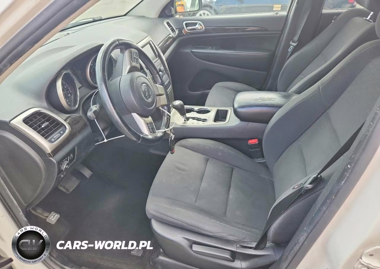 2012 Jeep Grand Cherokee Laredo VIN:1C4RJEAG8CC258430 - 7