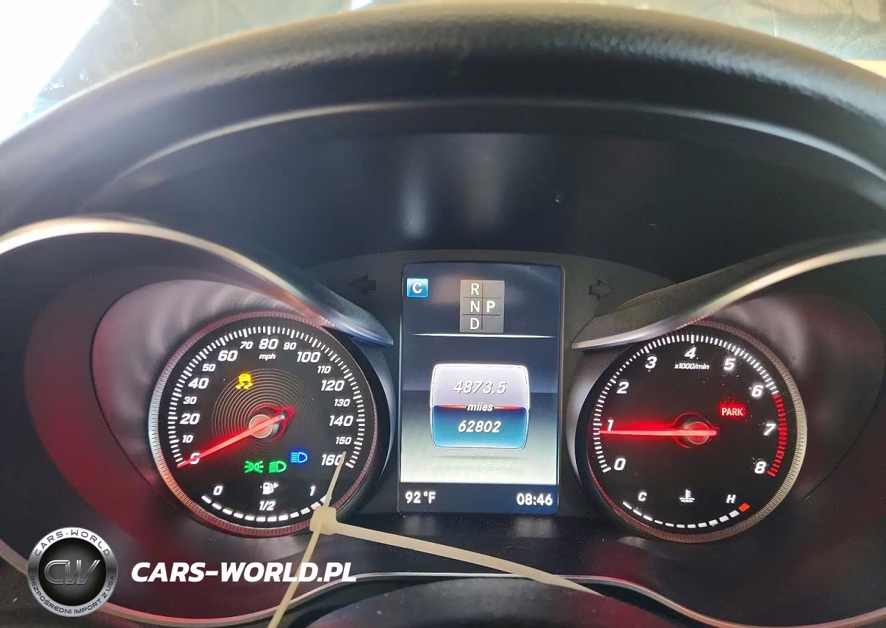 2018 Mercedes-Benz C 300 VIN:55SWF4JBXJU270984 - 9
