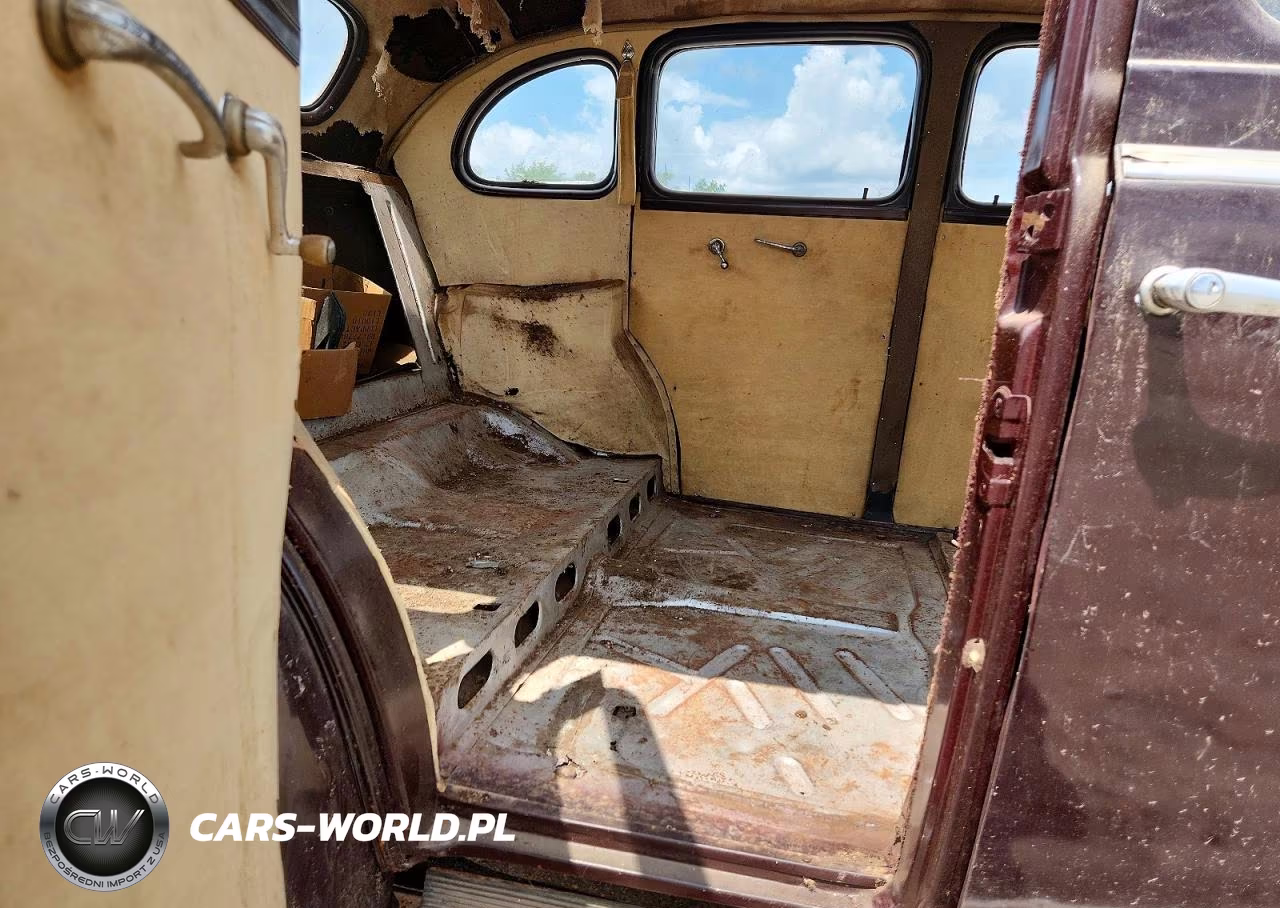 1938 Oldsmobile 88 VIN:24565WIS - 10