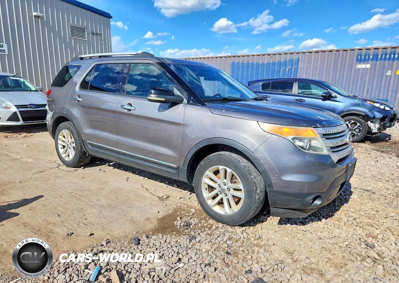 2011 Ford Explorer Xlt VIN:1FMHK7D89BGA35163 - 4