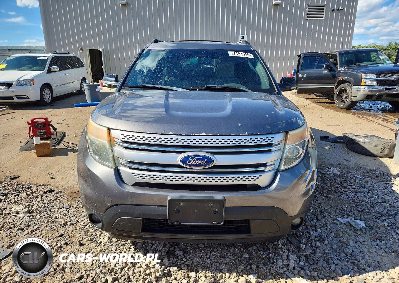 2011 Ford Explorer Xlt VIN:1FMHK7D89BGA35163 - 5
