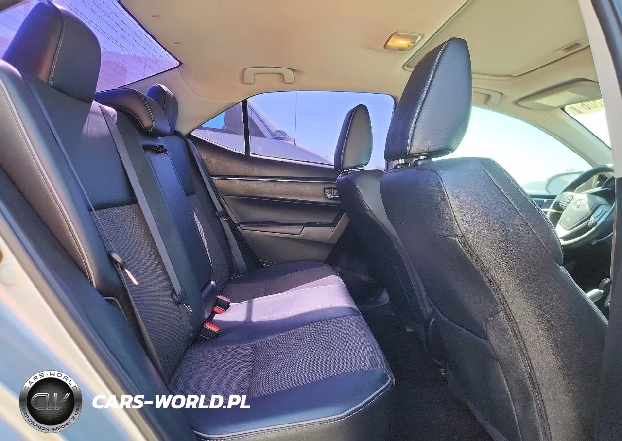2015 Toyota Corolla S Plus VIN:5YFBURHE7FP251064 - 10