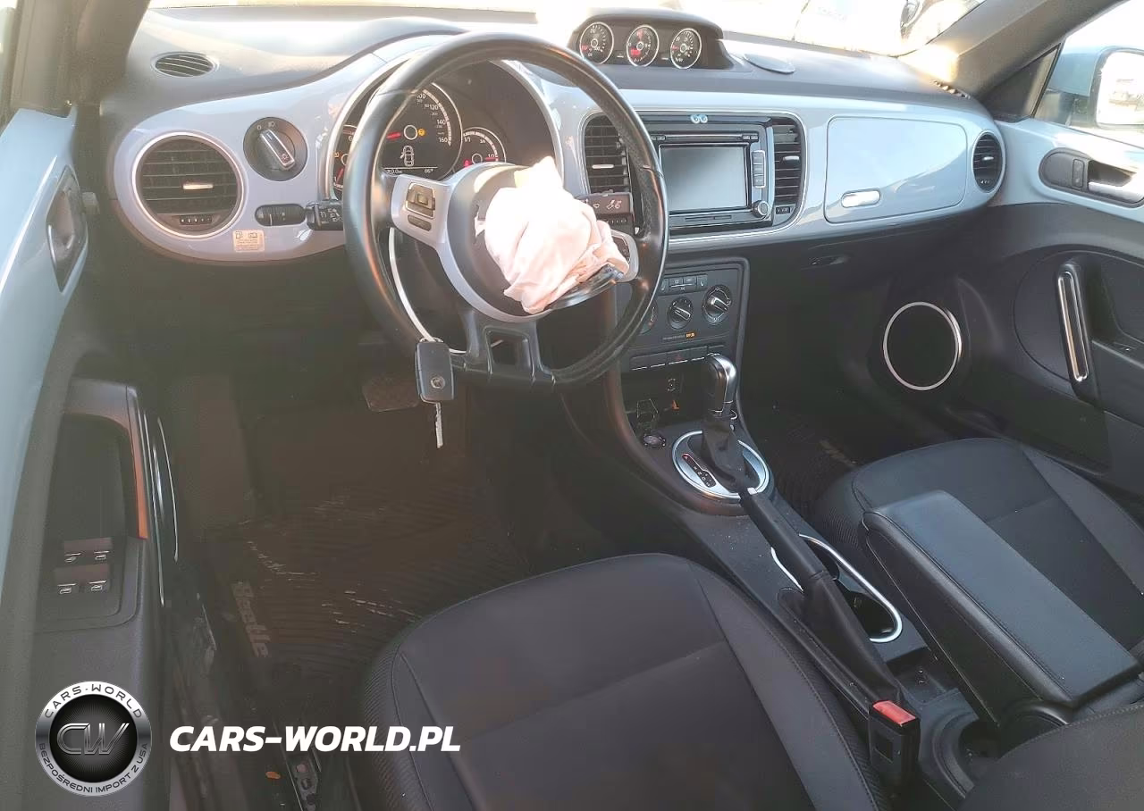 2014 Volkswagen Beetle VIN:3VW5L7AT1EM823505 - 8