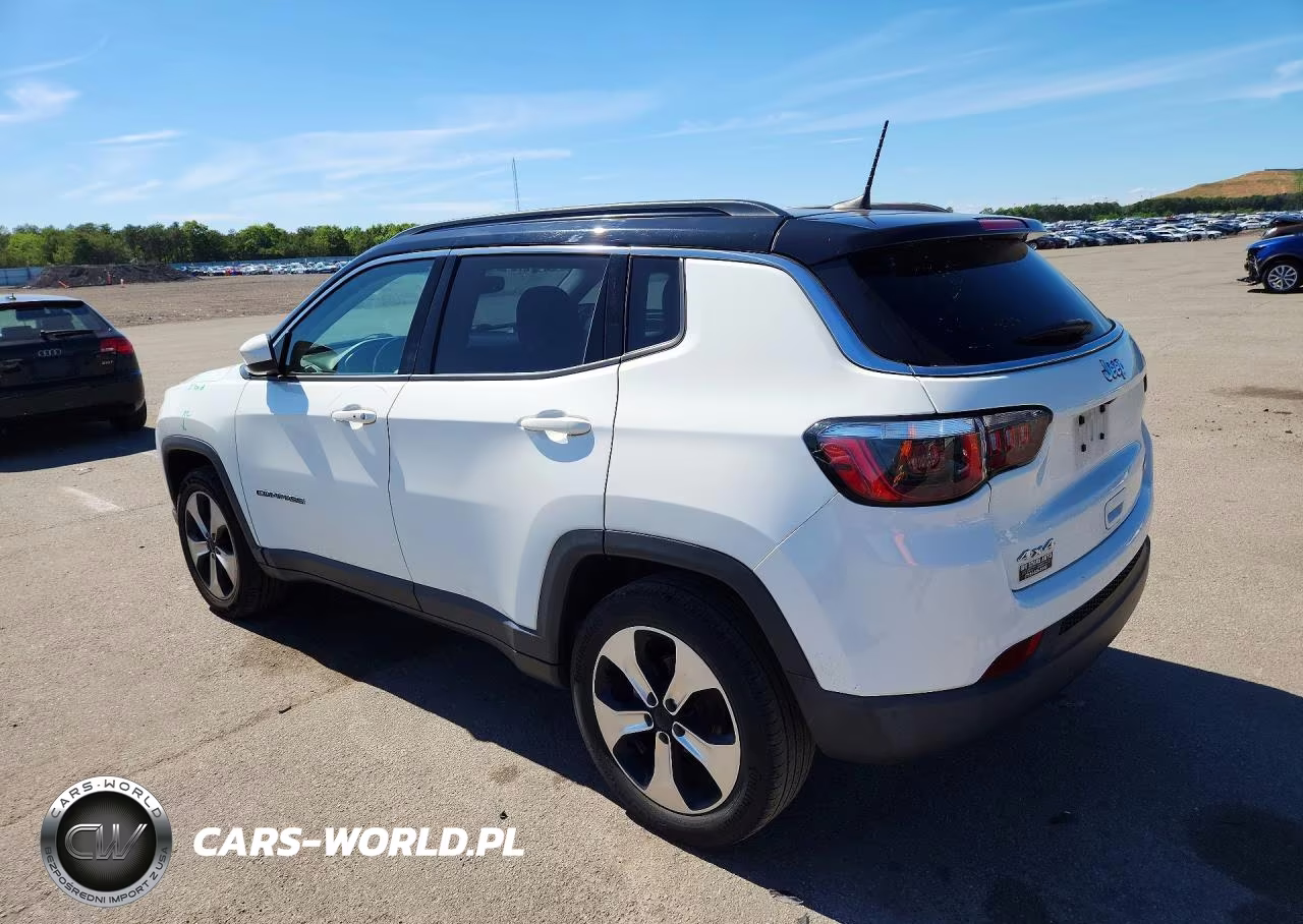 2018 Jeep Compass Latitude VIN:3C4NJDBB5JT178421 - 2