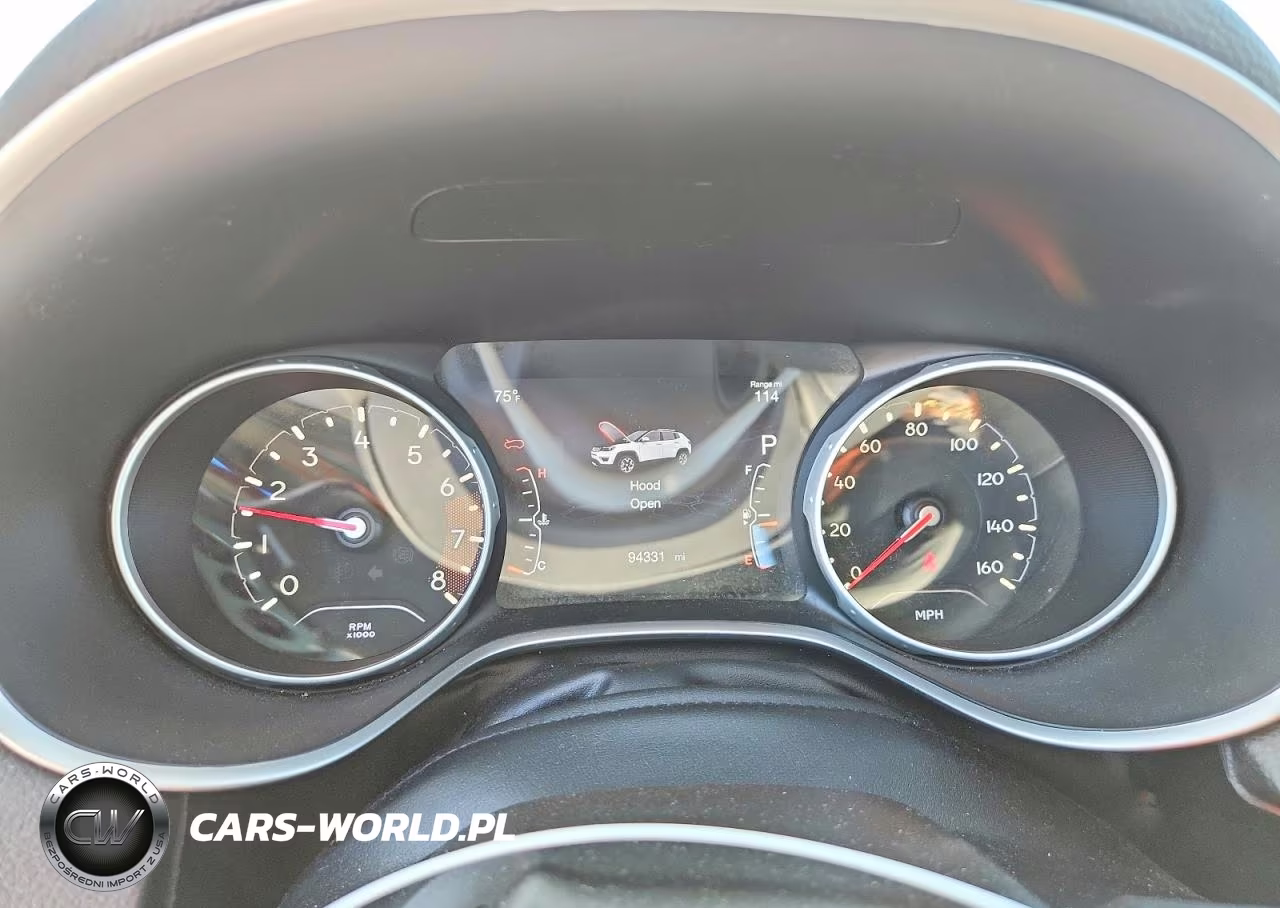 2018 Jeep Compass Latitude VIN:3C4NJDBB5JT178421 - 9