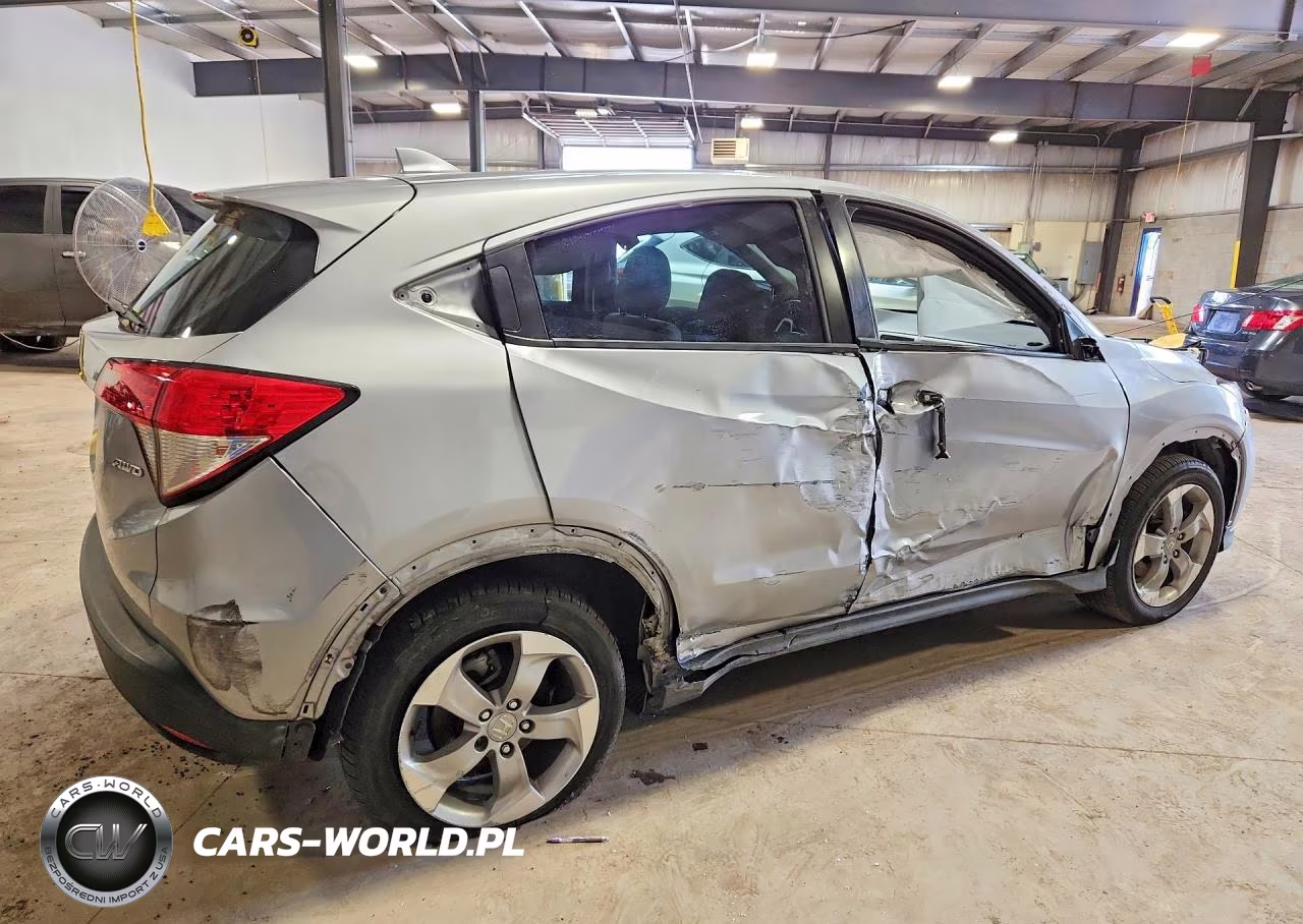 2020 Honda Hr-V Lx VIN:3CZRU6H3XLM734055 - 3