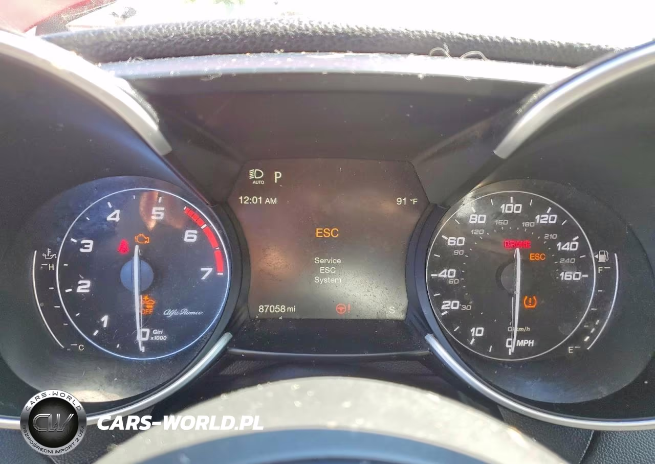 2020 Alfa Romeo Giulia VIN:ZARFANAN9L7636898 - 9