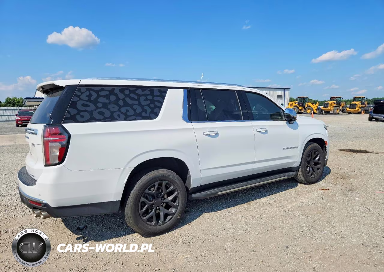 2022 Chevrolet Suburban C1500 Premier VIN:1GNSCFKD9NR120800 - 3