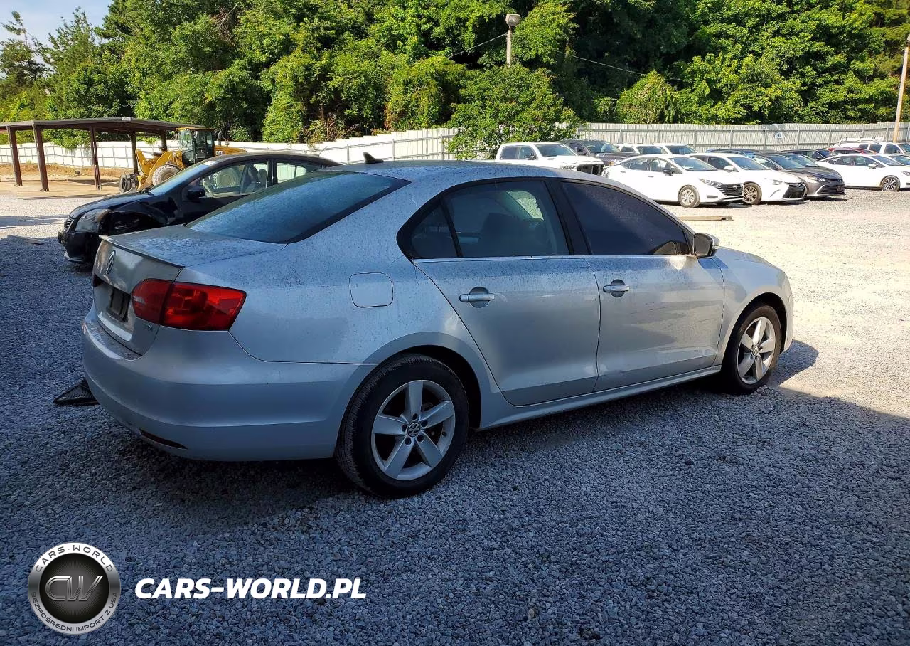 2012 Volkswagen Jetta Tdi VIN:3VWLL7AJ9CM320968 - 3
